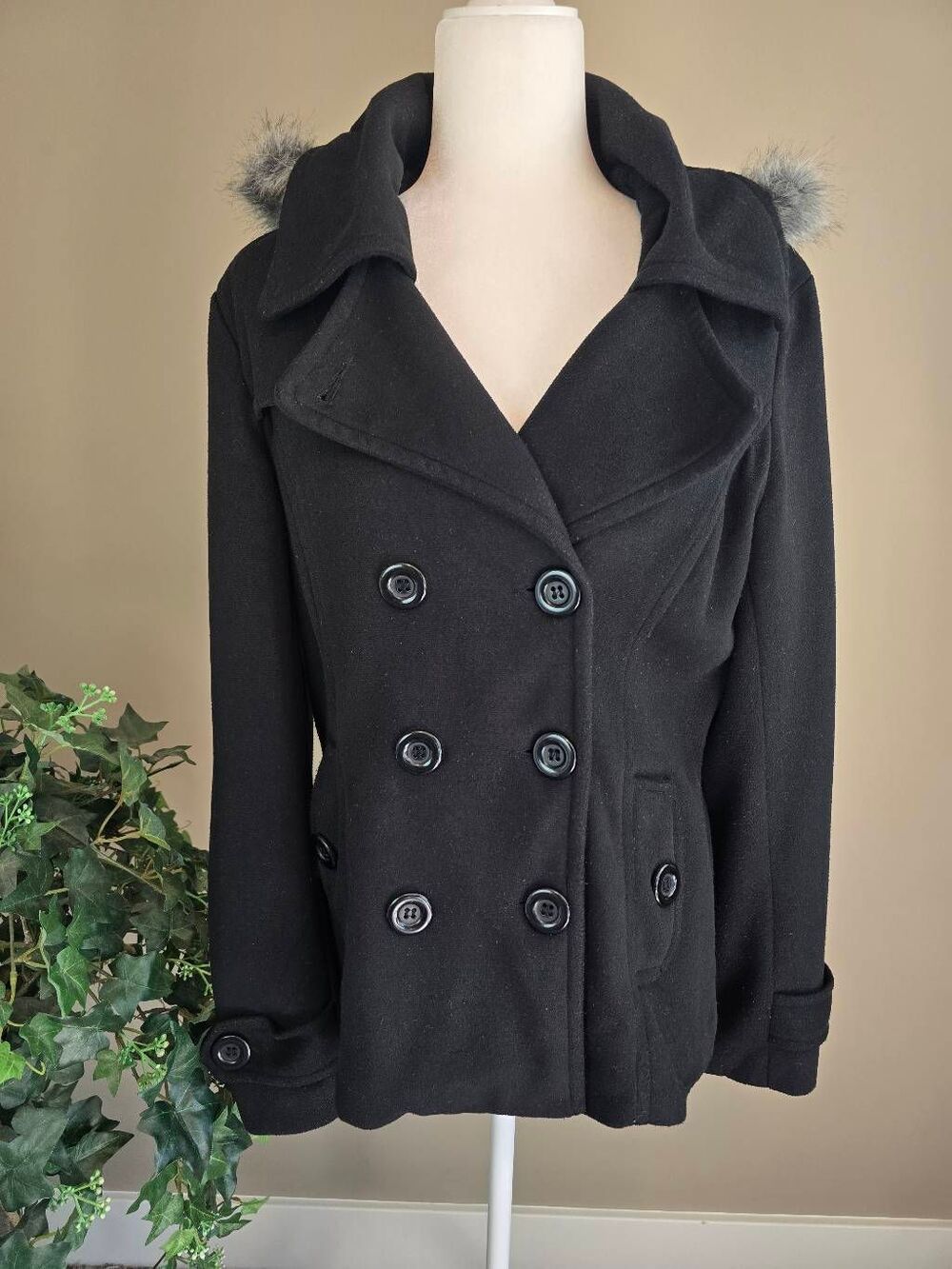 Deb Coat Black Faux Fur Sz XL